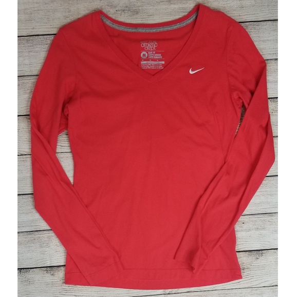 nike slim fit top